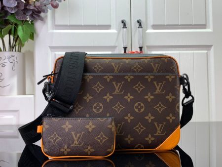 BoldCollect - LOUIS VUITTON BAGS - 833 Fashion