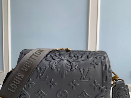 BoldCollect - LOUIS VUITTON BAGS - 1030 For Sale