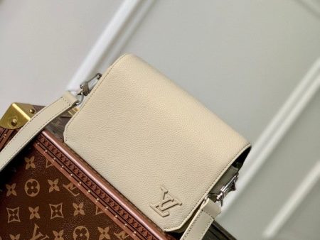 BoldCollect - LOUIS VUITTON BAGS - 906 Online Sale