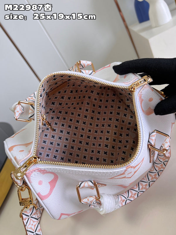 BoldCollect - LOUIS VUITTON BAGS - 940 Sale