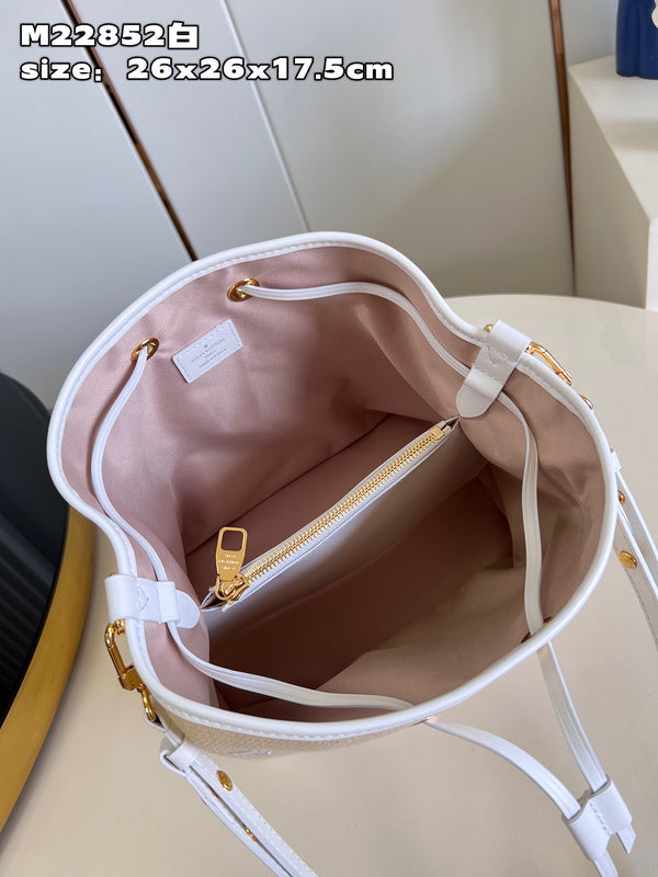 BoldCollect - LOUIS VUITTON BAGS - 948 For Sale