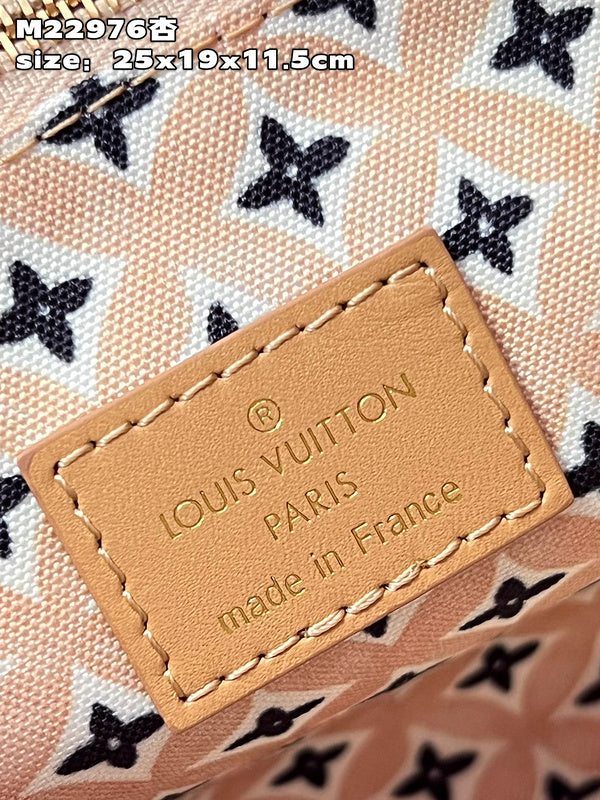 BoldCollect - LOUIS VUITTON BAGS - 946 For Sale