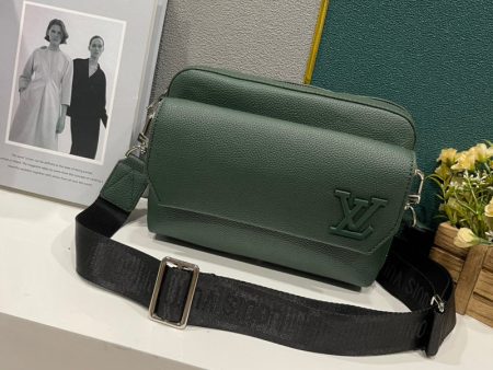 BoldCollect - LOUIS VUITTON BAGS - 988 Supply